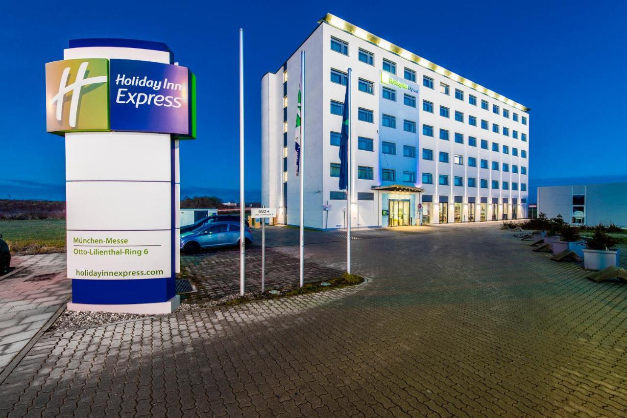 Express Muenchen Messe By Ihg Hotel 3*