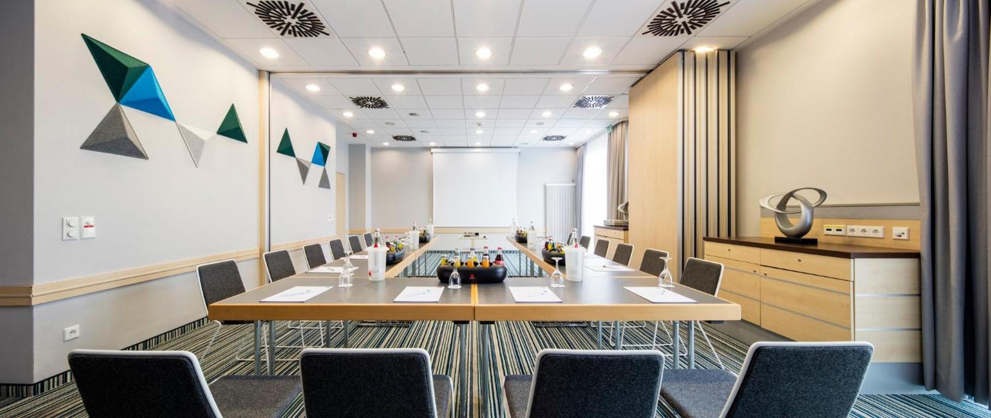 Hotel Express Muenchen Messe By Ihg