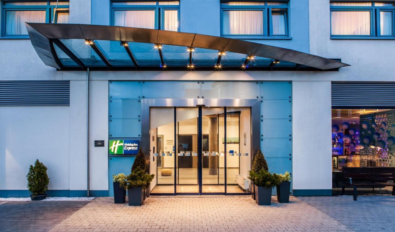 Express Muenchen Messe By Ihg Hotel 3*